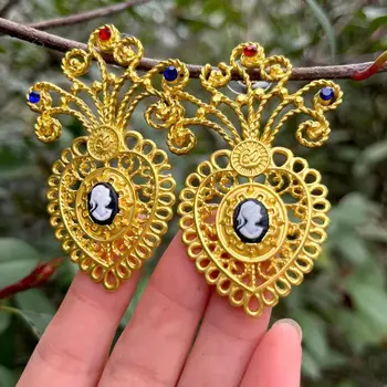 Винтажные женские серьги-короны золотого цвета