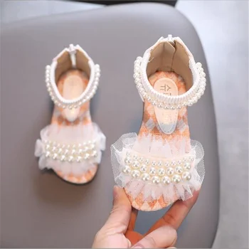Женские босоножки на плоской подошве с жемчугом, летние новые туфли для девочек-принцесс 2023 года, белые танцевальные туфли для девочек